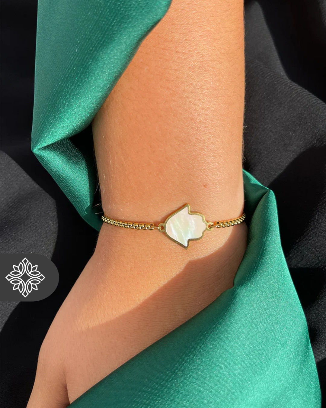 18K Gold-Plated Hand Chain for Women – Moroccan Jewelry Design