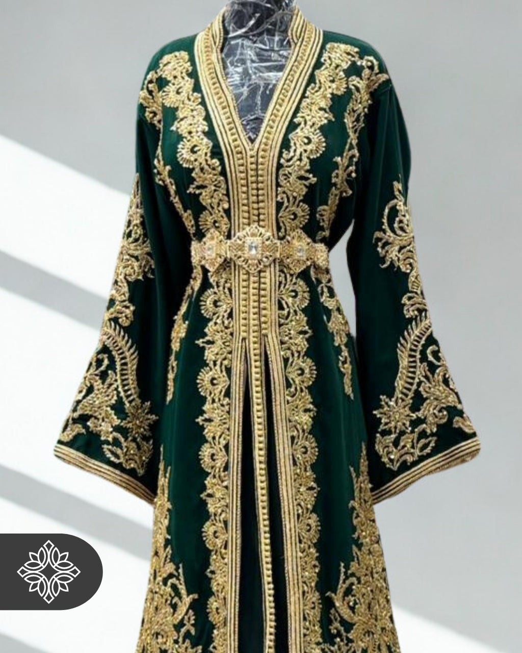 Royal Emerald Green Moroccan Two-Piece Kaftan | Luxury Takchita | Golden Embroidery