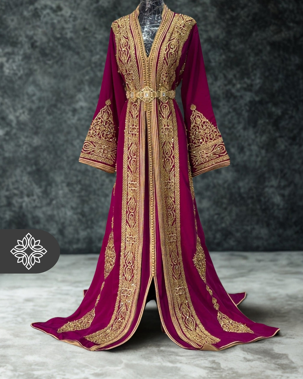 Takchita marocaine fuchsia | Caftan deux pièces haute couture royale | Broderie dorée