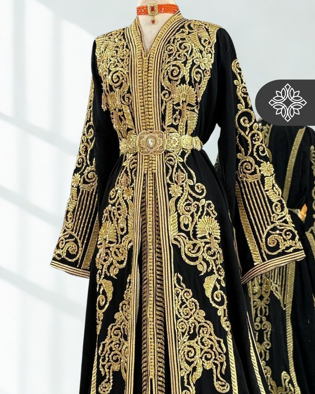 Takchita Noir Minuit et Doré Lourd | Caftan marocain deux pièces de luxe, pièce unique
