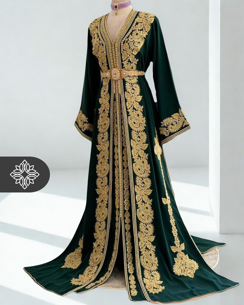 Takchita marocain deux pièces vert royal | Broderie dorée ton sur ton | Caftan deux pièces de luxe