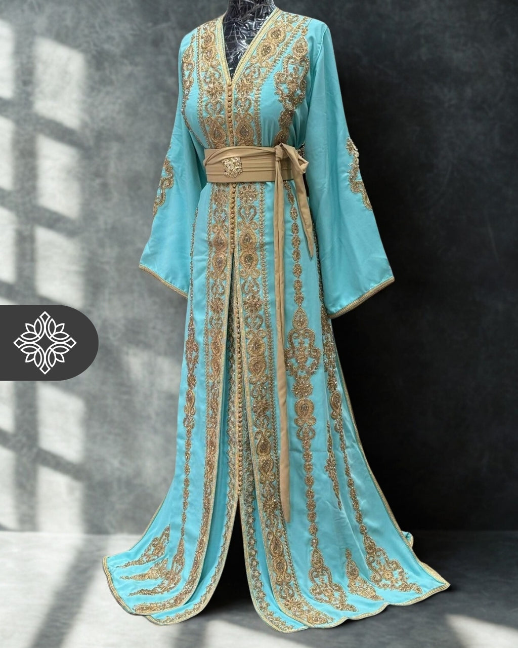 Caftan marocain deux pièces bleu turquoise | Broderie ton sur ton | Élégante Takchita