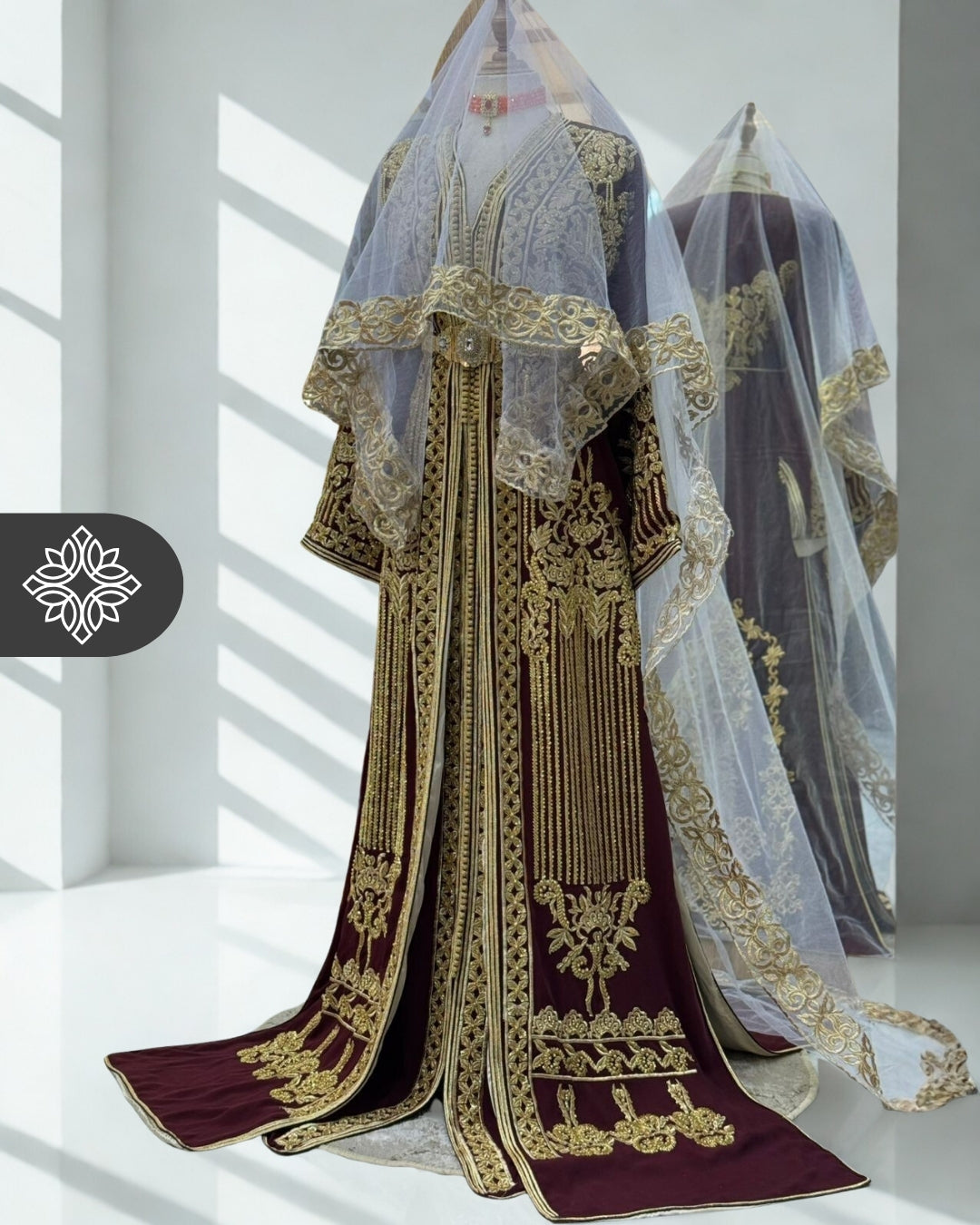 Caftan deux pièces bordeaux royal et or | Takchita | Robe de mariée