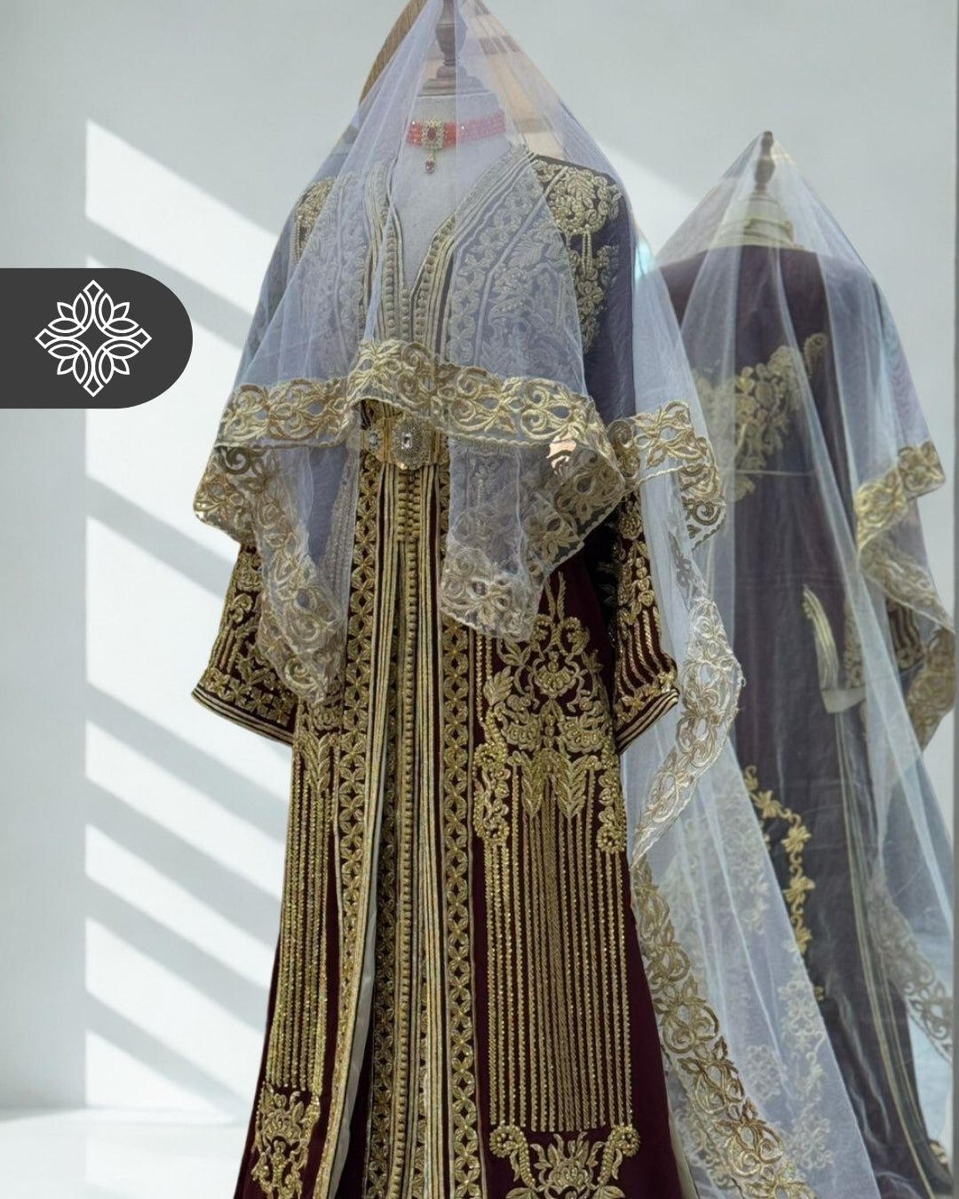 Caftan deux pièces bordeaux royal et or | Takchita | Robe de mariée